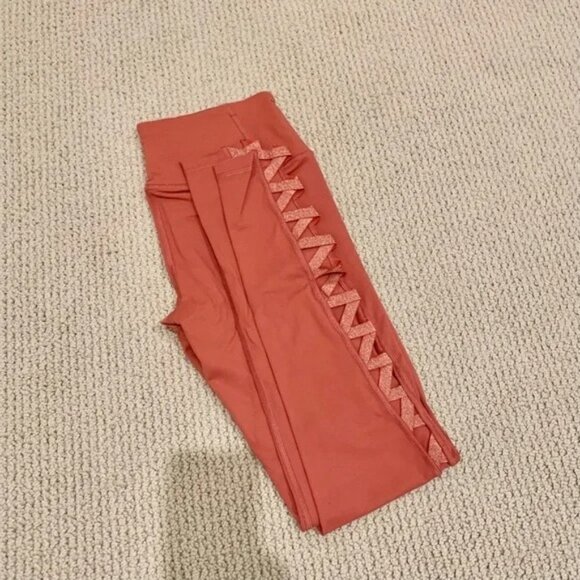 VS Rose Pink Knockout Tight Lace-Up Criss-Cross Workout Leggings - Picture 3 of 6